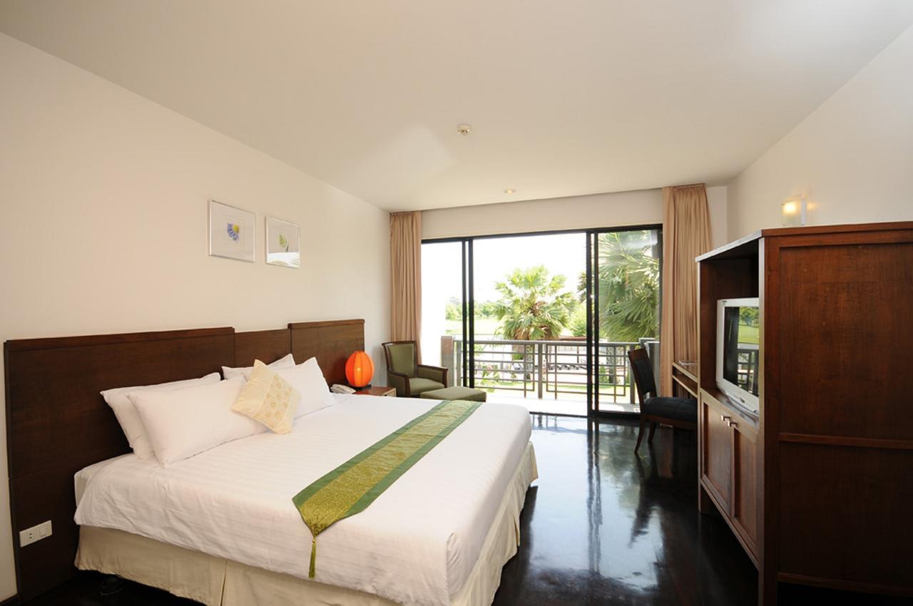 Nakhon Chai Si Suwan Golf & Country Club旅馆 外观 照片
