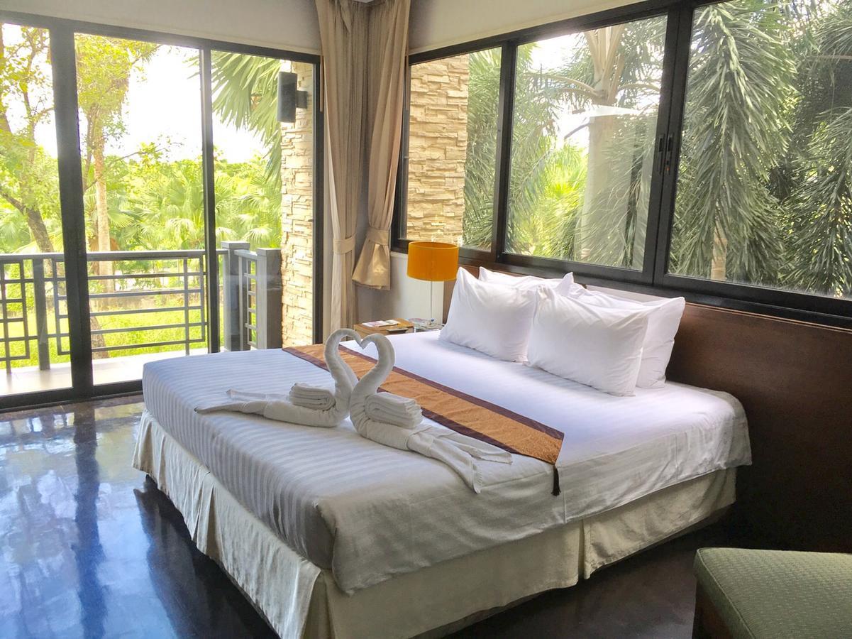 Nakhon Chai Si Suwan Golf & Country Club旅馆 外观 照片